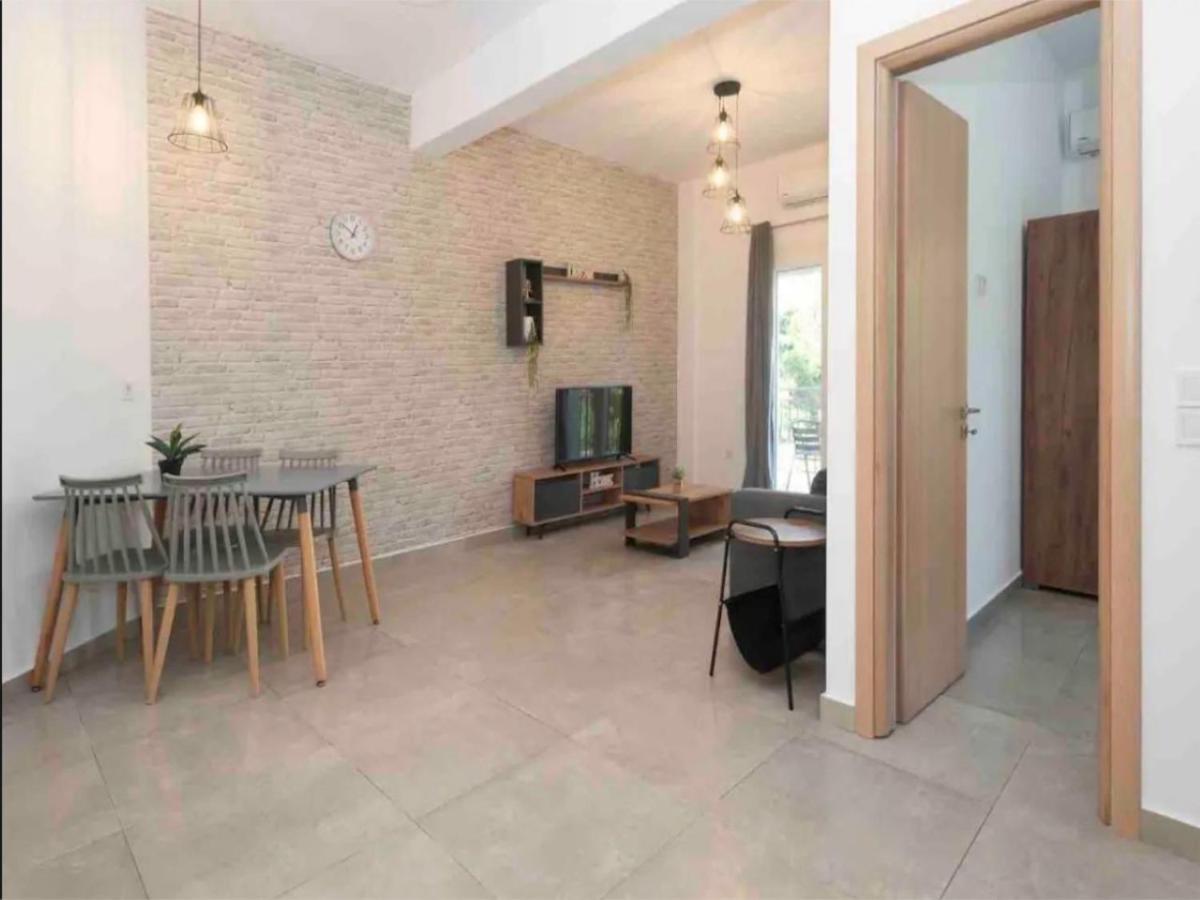 Mimikas Apartment Pylos Exterior photo